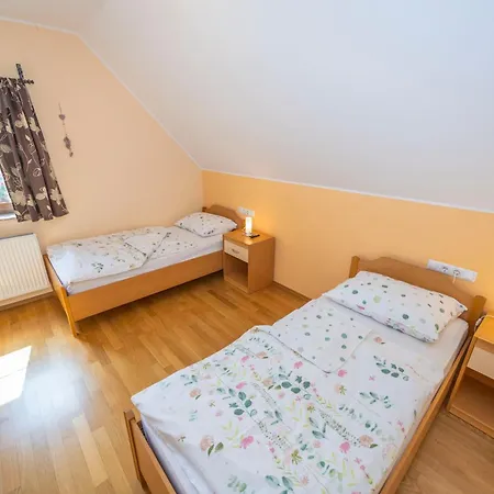 Farma Tourist Farm Rajsp Benedikt v Slovenskih Goricah