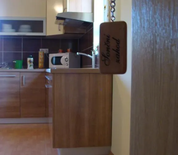 Feriegård Tourist Farm Rajsp